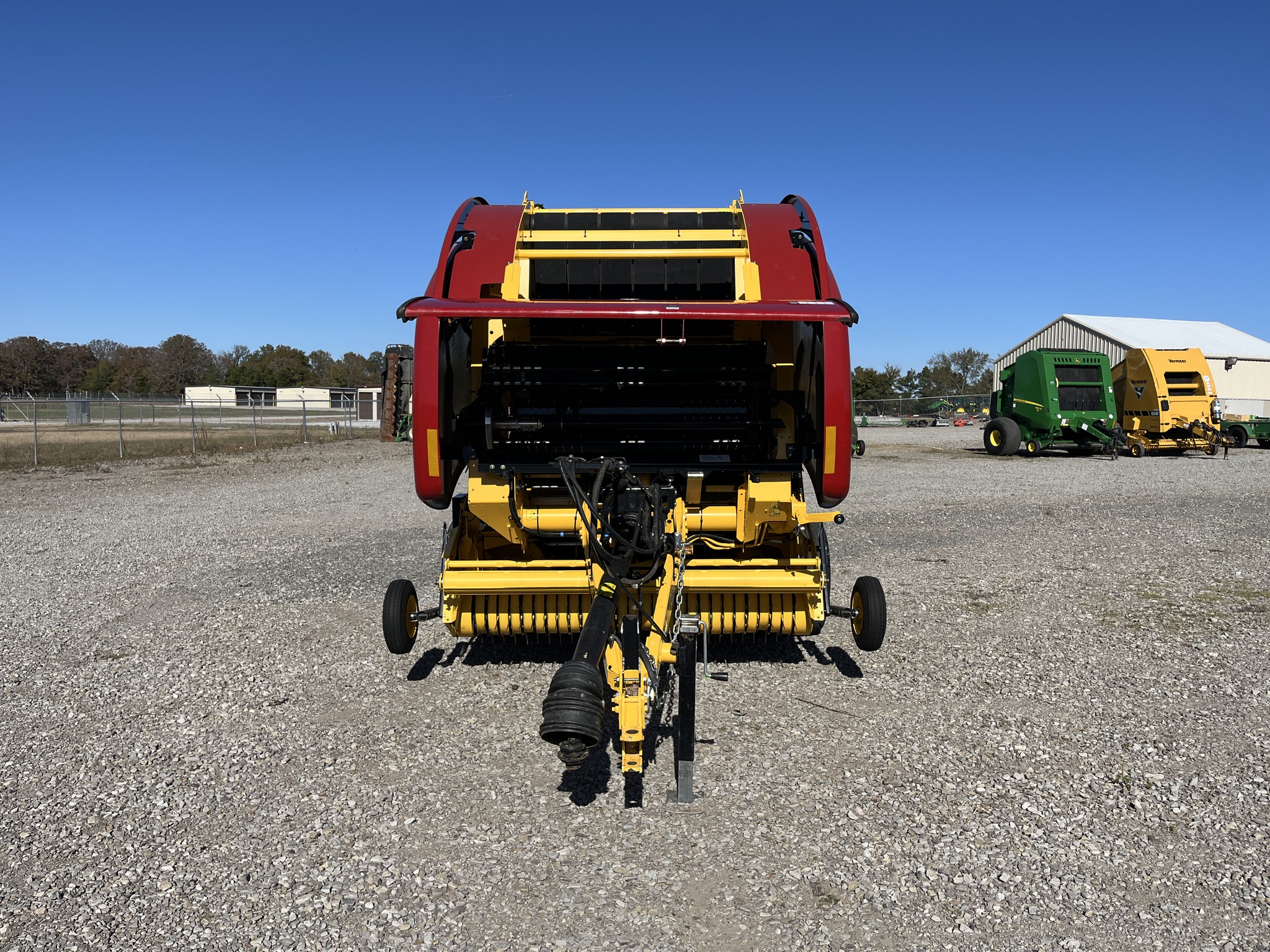 2023 New Holland Rollbelt 460 Image 15