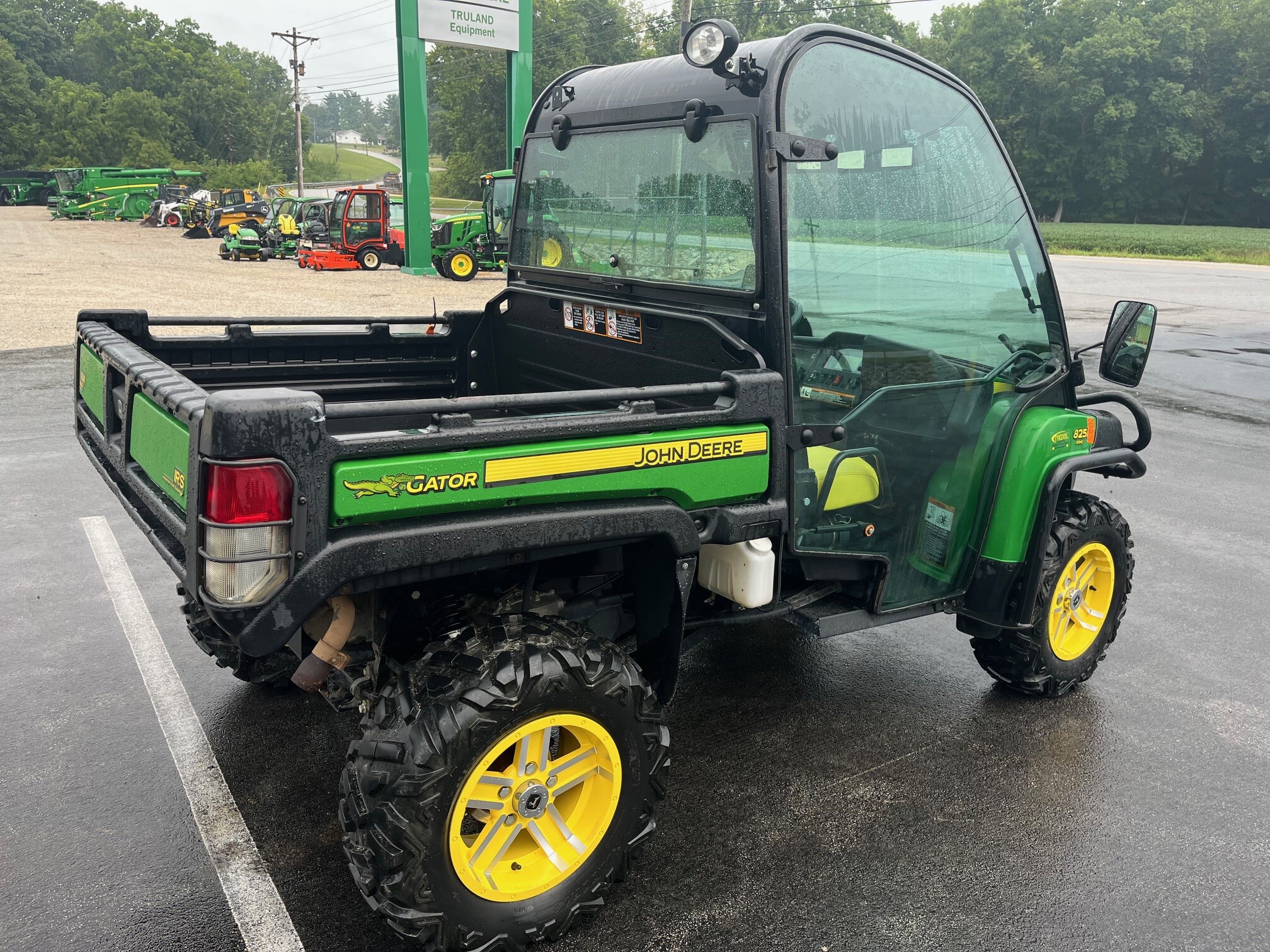 2012 John Deere XUV 825I GREEN Image 4