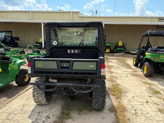 2020 John Deere XUV835R Photo 4