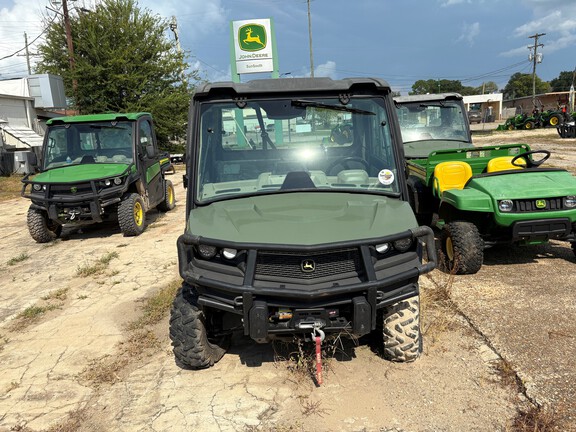 2020 John Deere XUV835R Photo 3