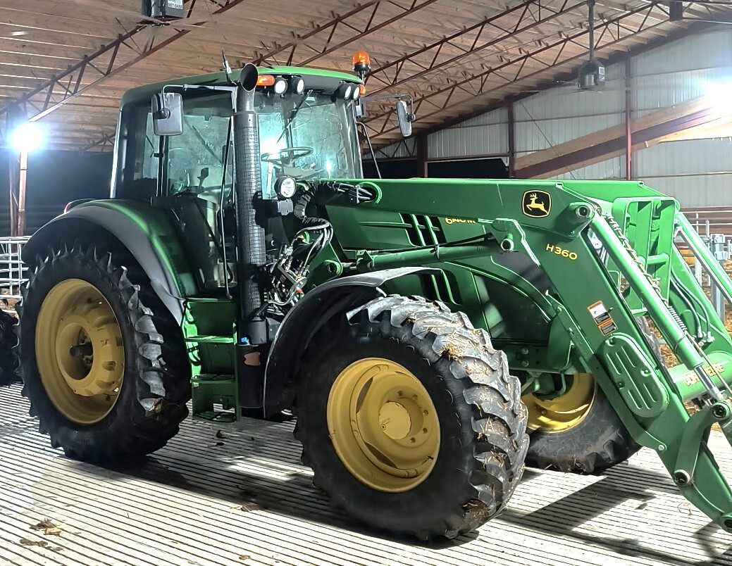 2013 John Deere 6140M Image 3