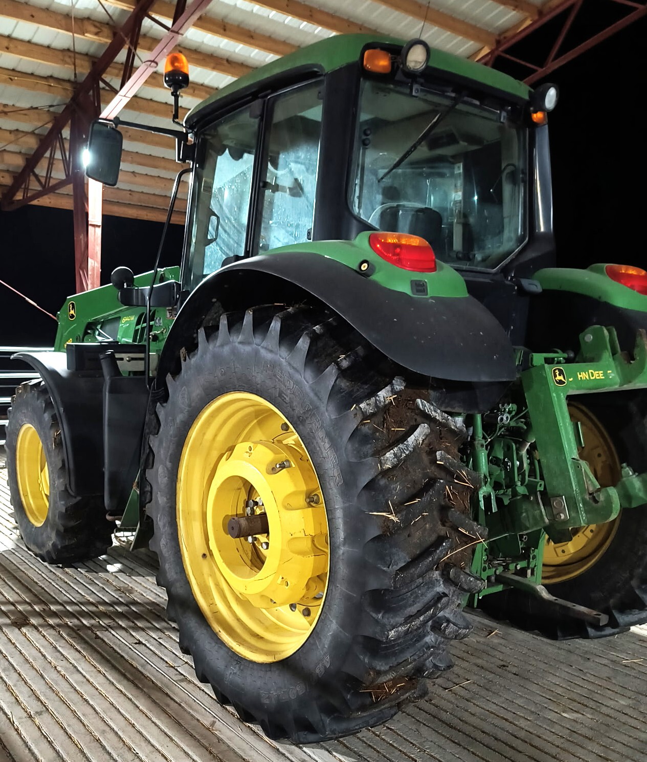 2013 John Deere 6140M Image 5
