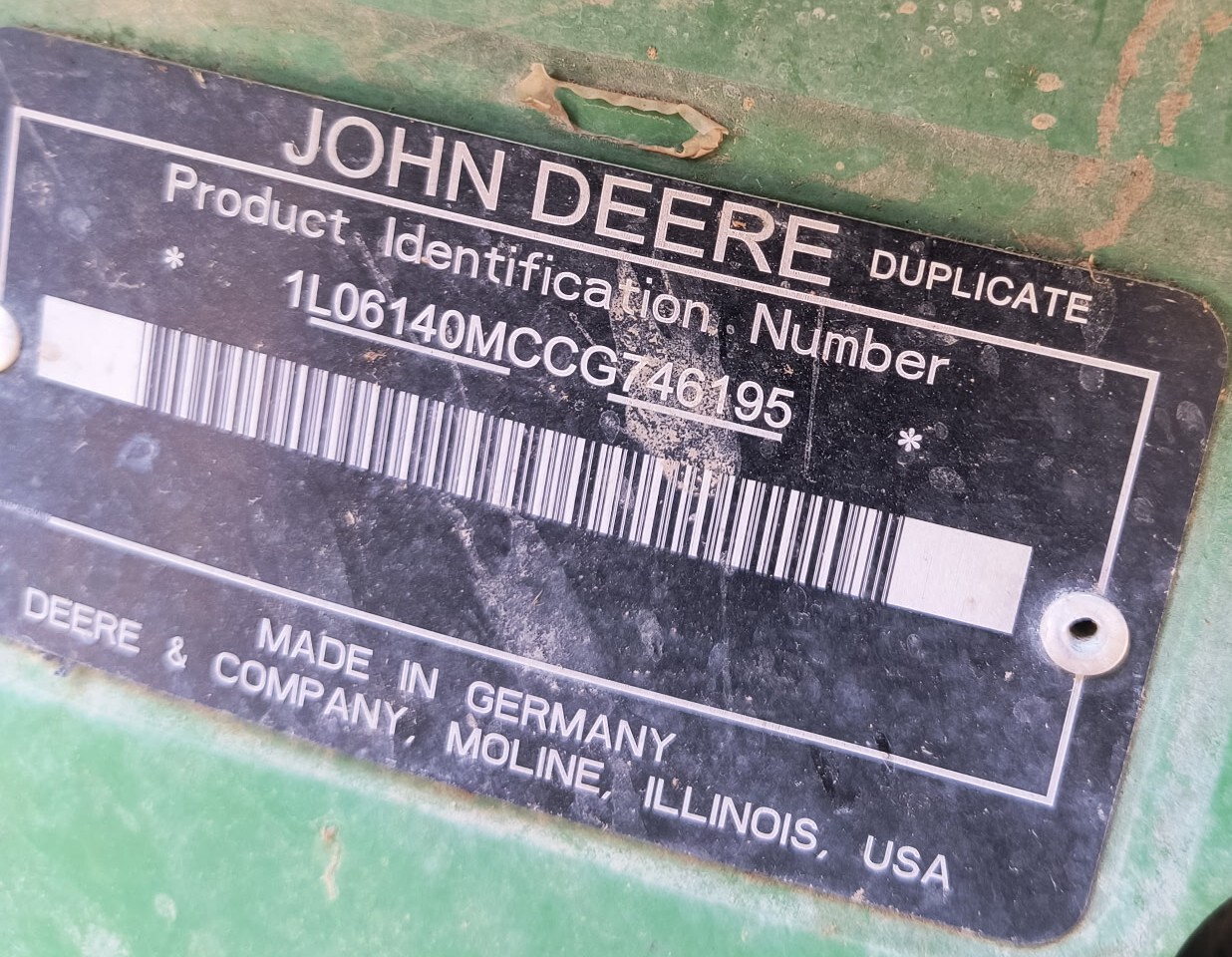 2013 John Deere 6140M Image 11