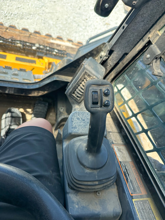 2022 John-Deere 333G