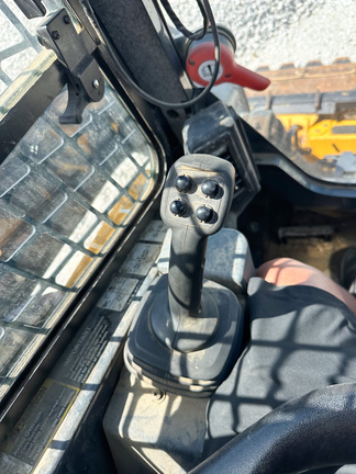 2022 John-Deere 333G
