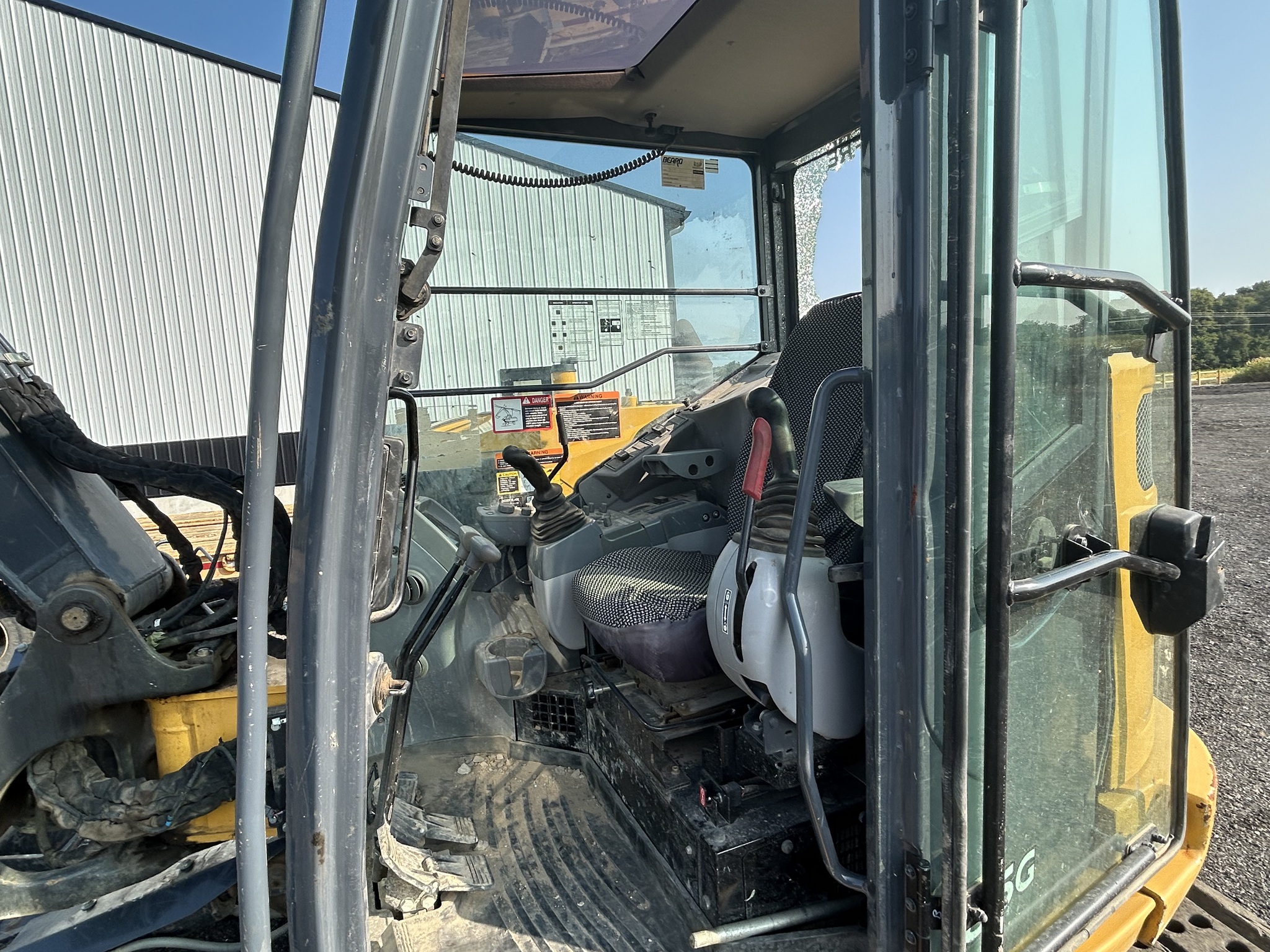 2021 John Deere 85G Image 11