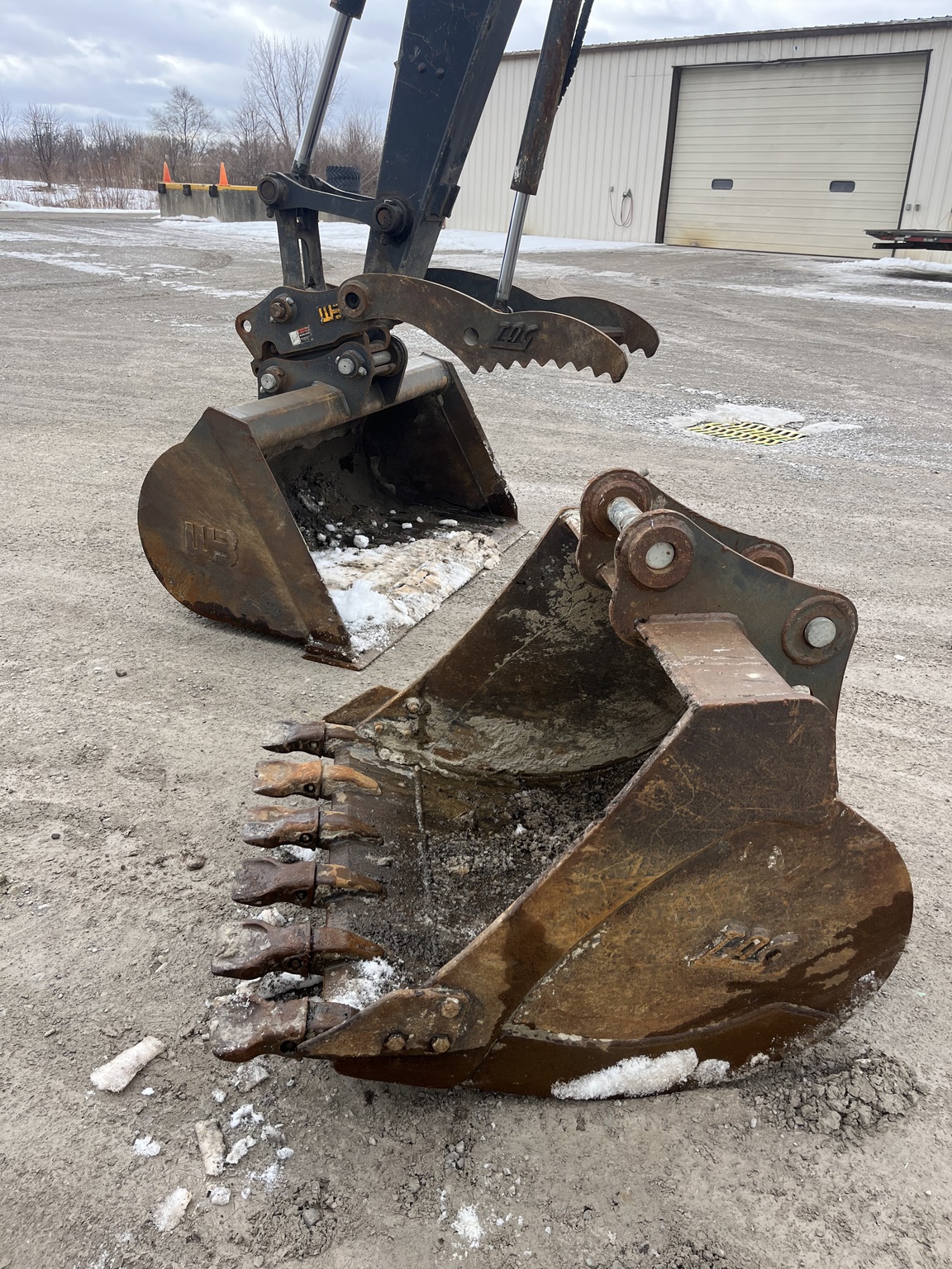 2021 John Deere 85G Image 11