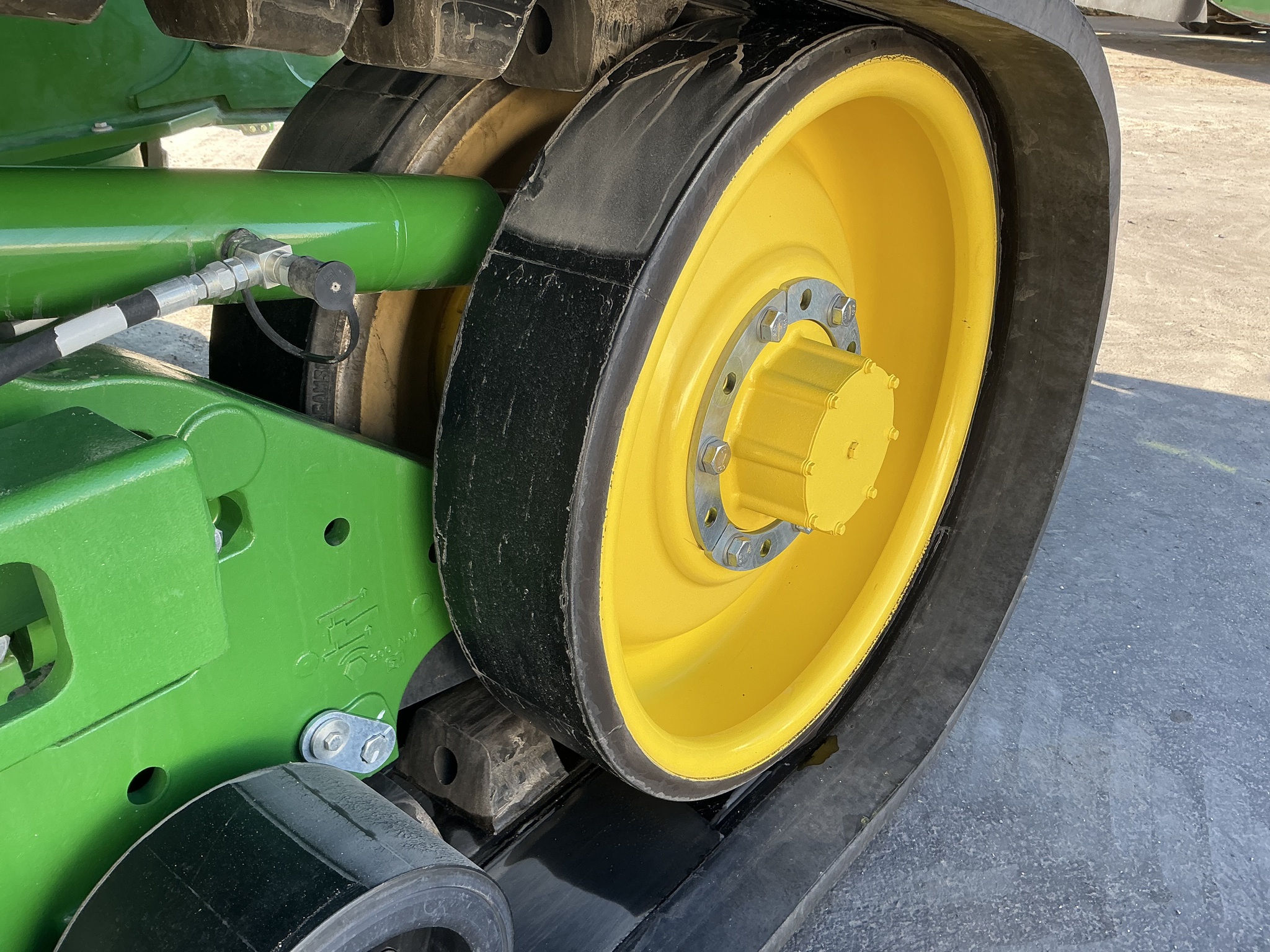 2024 John Deere 9RT 590 Image 19