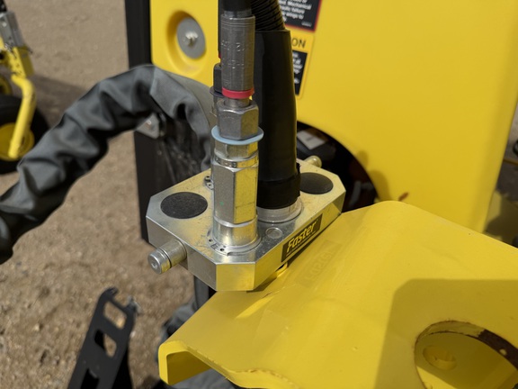 2025 John Deere 490 pro - Photo9