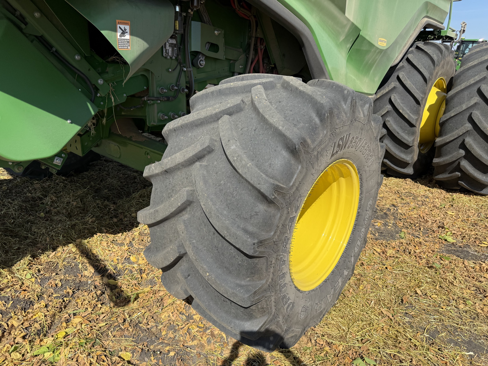  2022 John Deere X9 1100 at Heritage Tractor in Roanoke, IL