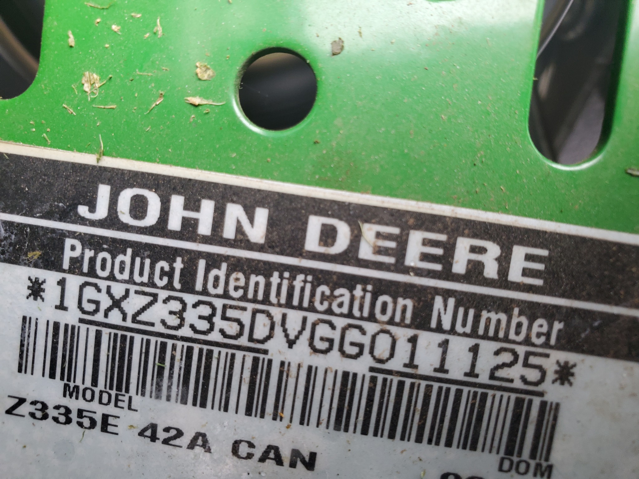 2016 John Deere Z335E Image 3