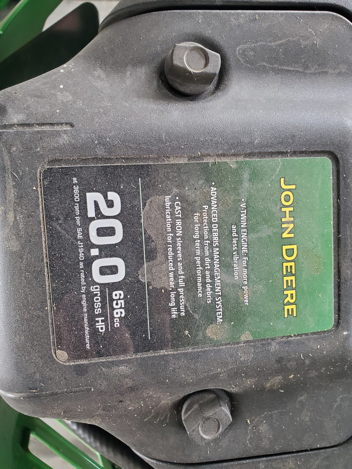 2016 John Deere Z335E Image 7