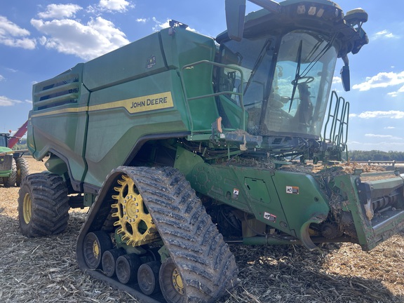 Photo of 2022 John Deere X9 1100