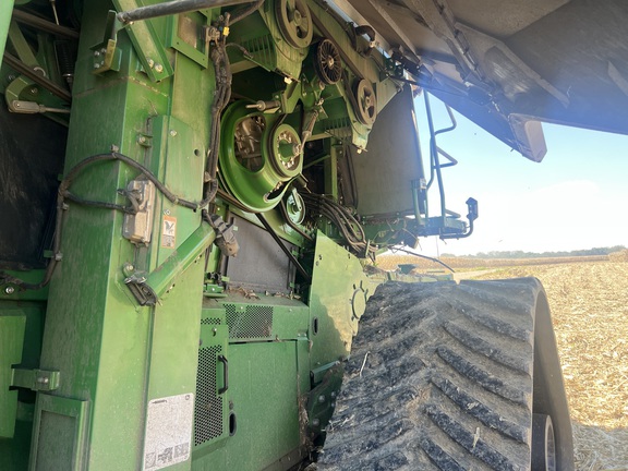 Photo of 2022 John Deere X9 1100