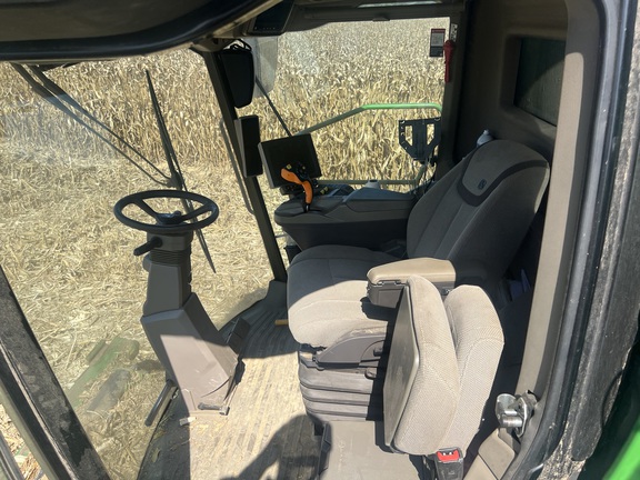 Photo of 2022 John Deere X9 1100