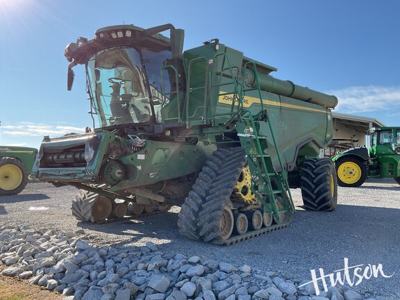 Photo of 2022 John Deere X9 1100