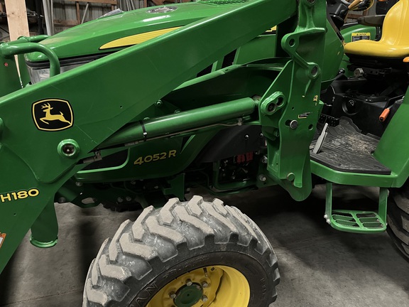 Photo of 2015 John Deere 4052R