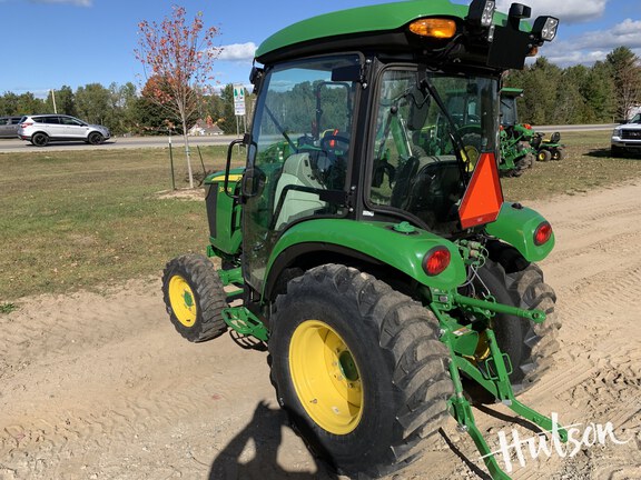Photo of 2024 John Deere 3046R