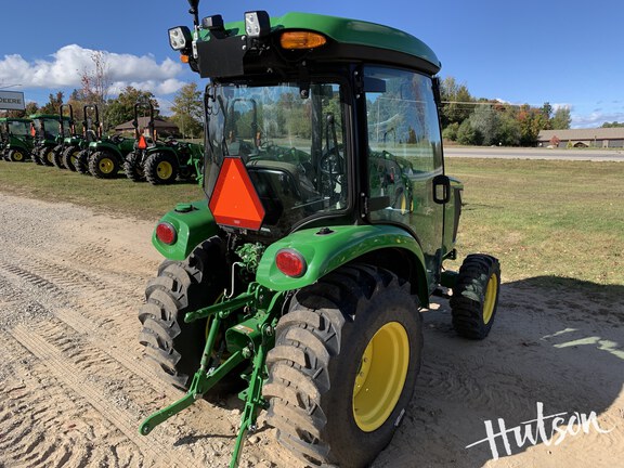 Photo of 2024 John Deere 3046R