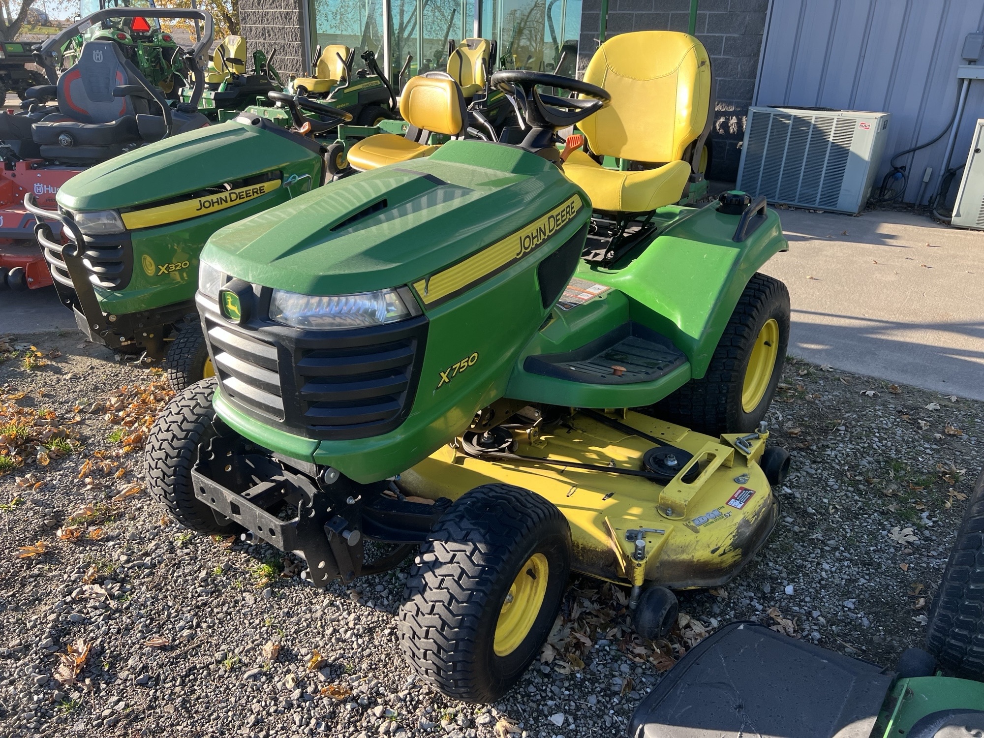 2017 John Deere X750 Image 1