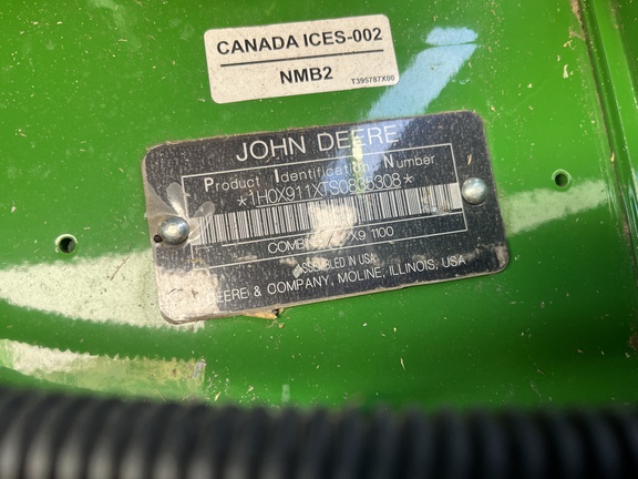 Used 2025 John Deere X9 1100 Combines at Horizon Ag & Turf in High Prairie, AB - Photo5