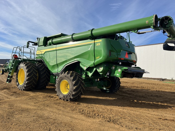 Used 2025 John Deere X9 1100 Combines at Horizon Ag & Turf in High Prairie, AB - Photo13