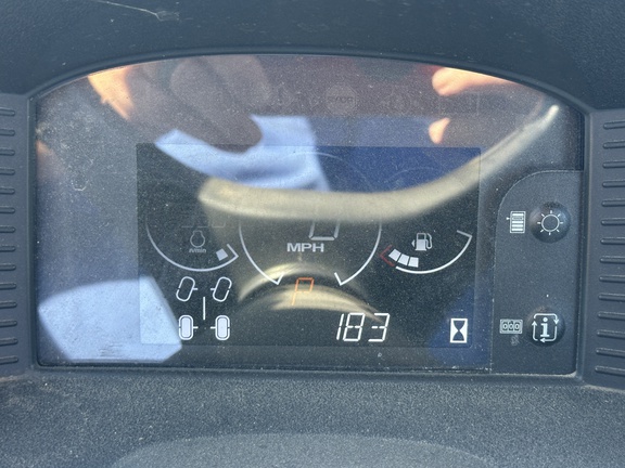 2024 John Deere XUV590M Photo 6