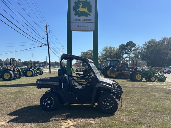 2024 John Deere XUV590M Photo 2