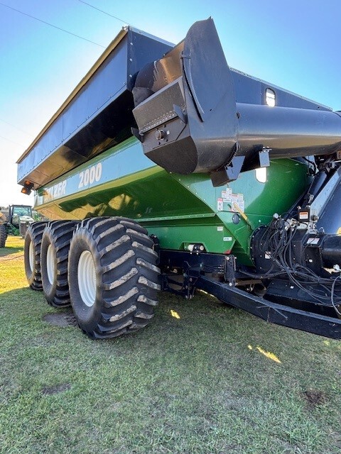 2009 Balzer 2000 Image 5