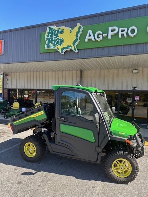 2025 John Deere GATOR XUV 845R Image 2