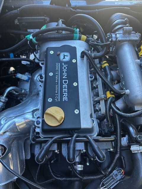 2025 John Deere GATOR XUV 845R Image 5