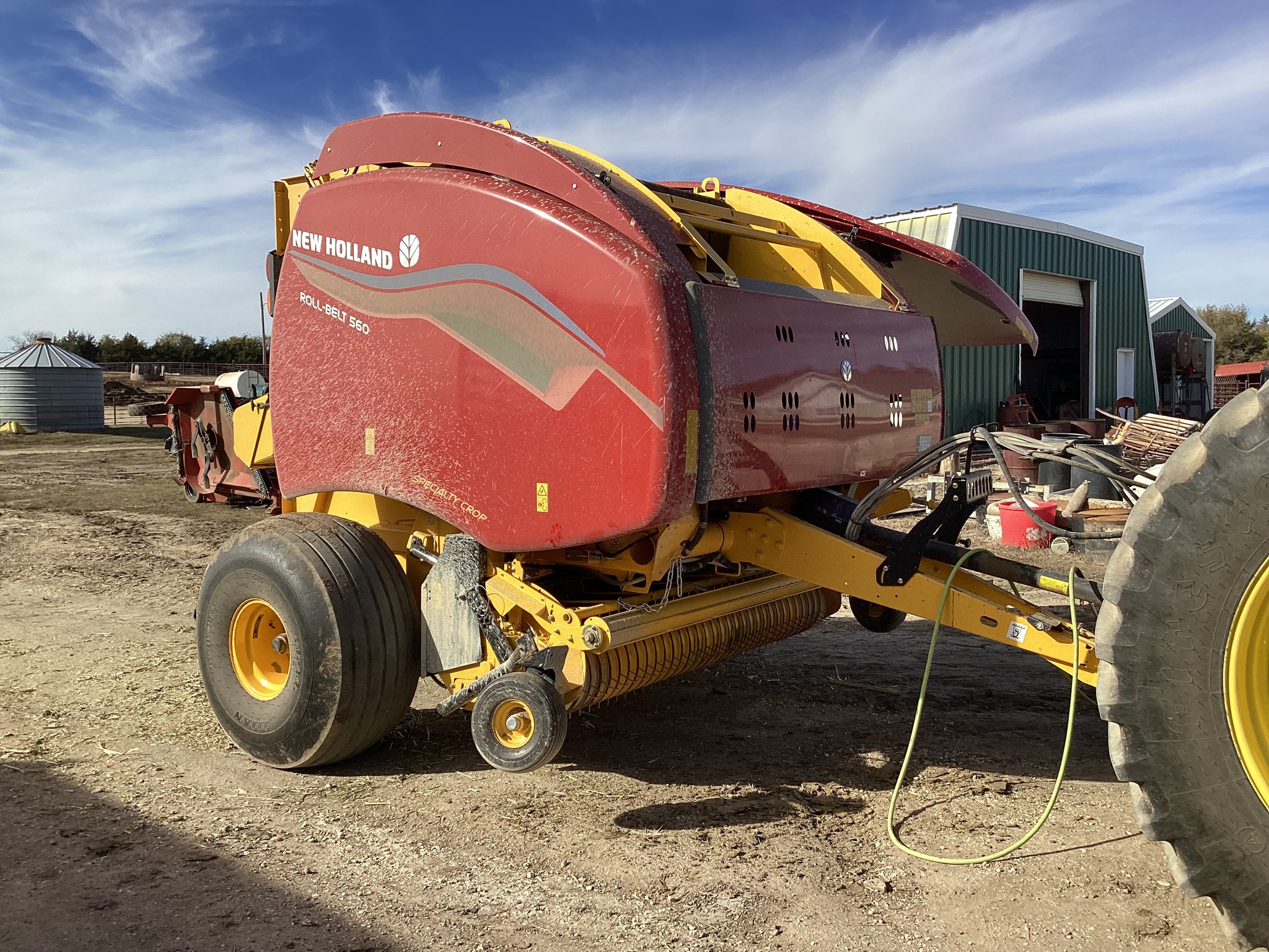 2024 New Holland Rollbelt 560 Image 2