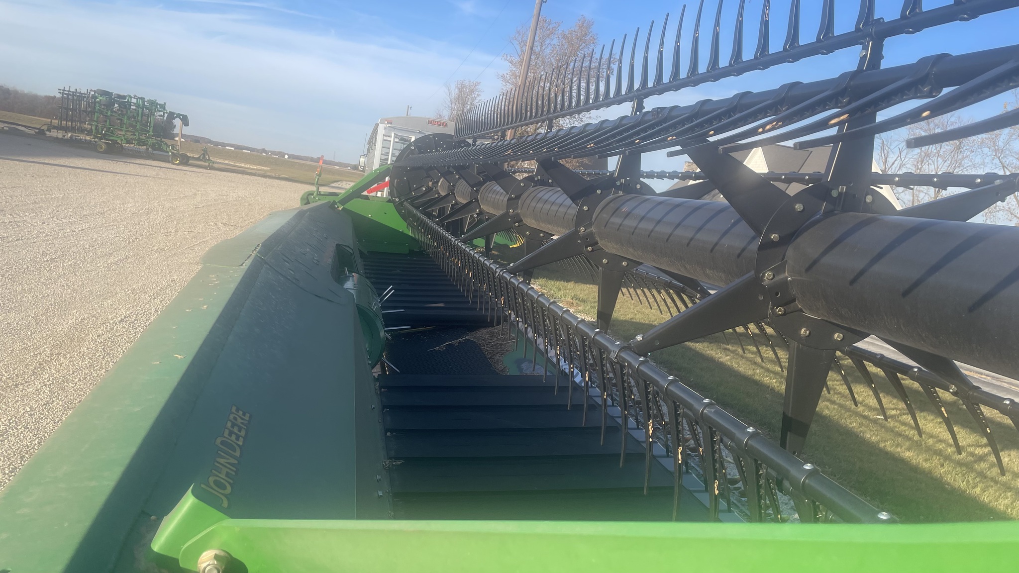 2016 John Deere 630FD Image 4