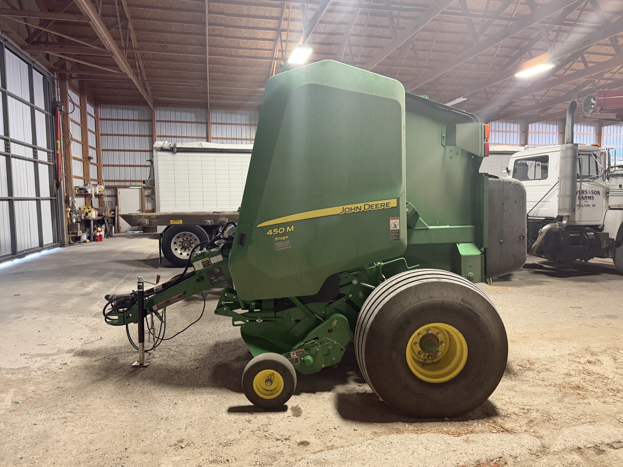 2023 John Deere 450M Image 2