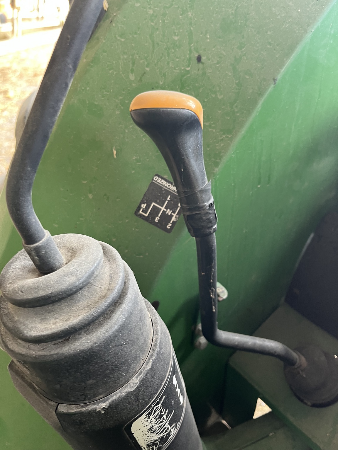 2001 John Deere 5410 Image 8