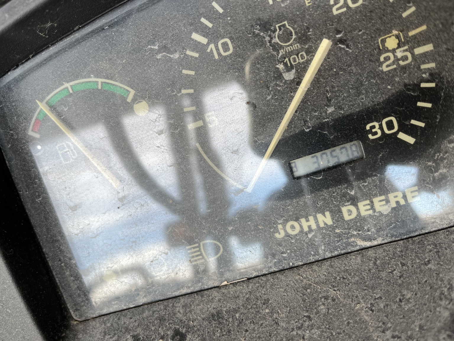 2001 John Deere 5410 Image 12