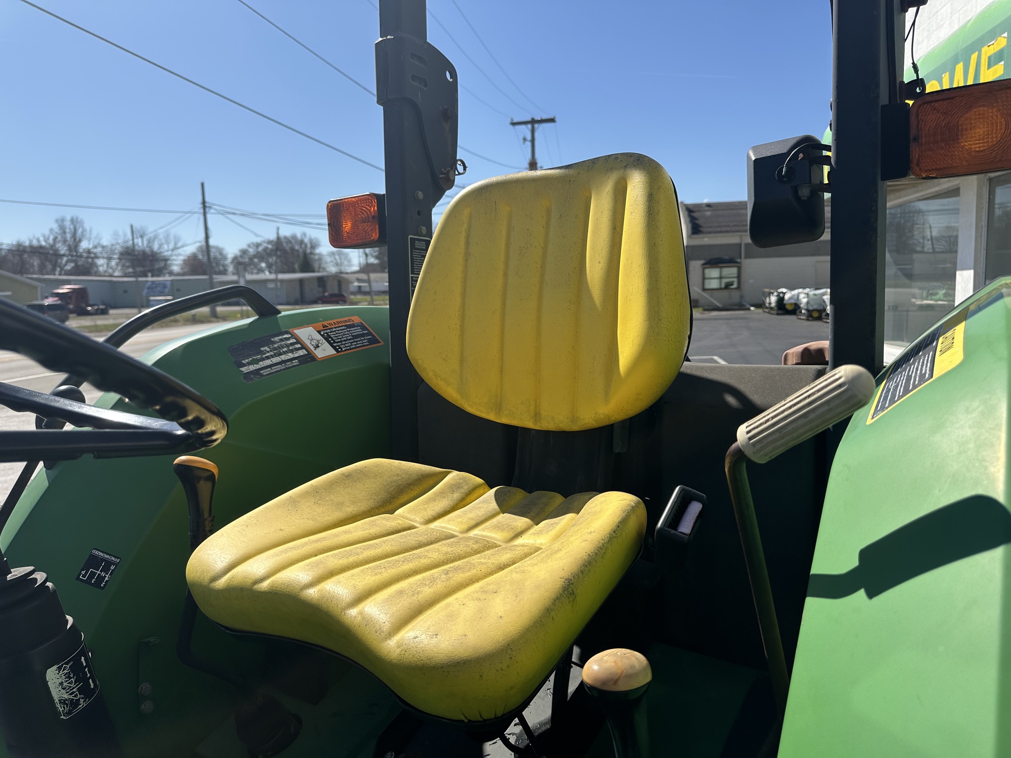 2001 John Deere 5410 Image 15