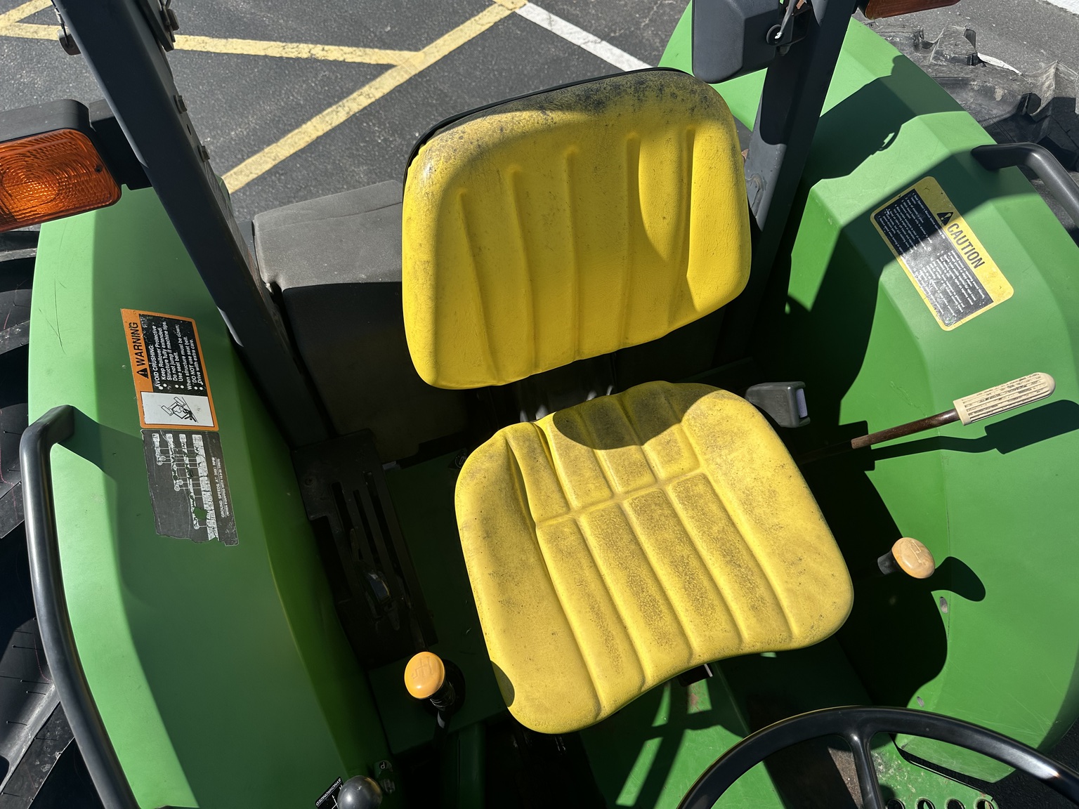 2001 John Deere 5410 Image 17