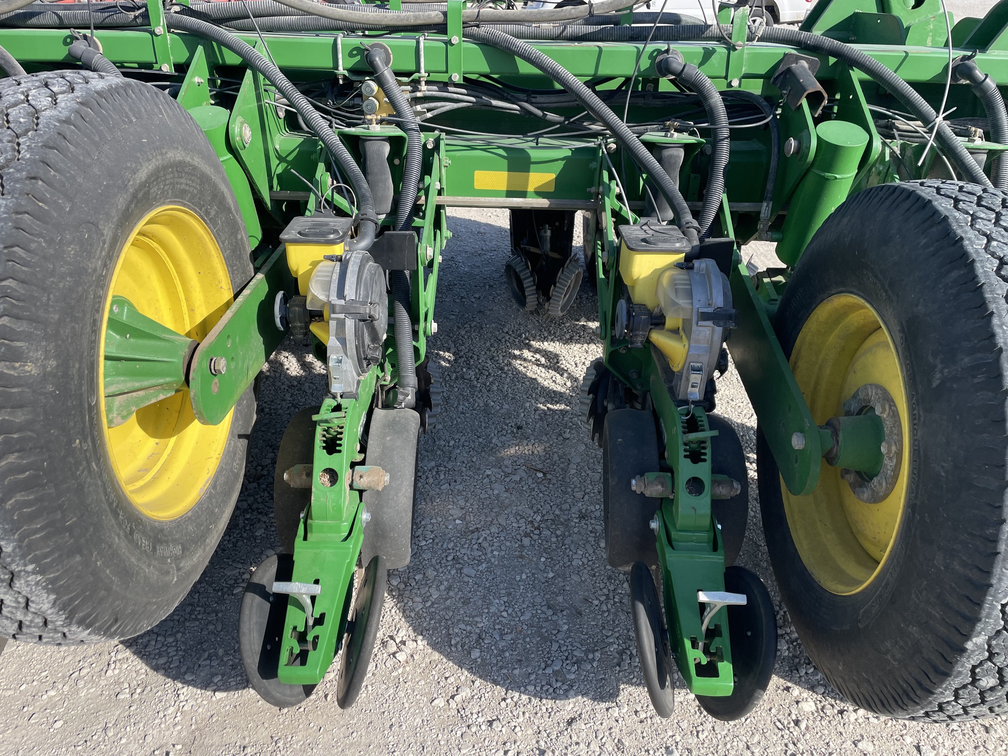  2009 John Deere 1770NT CCS at Heritage Tractor in Geneseo, IL