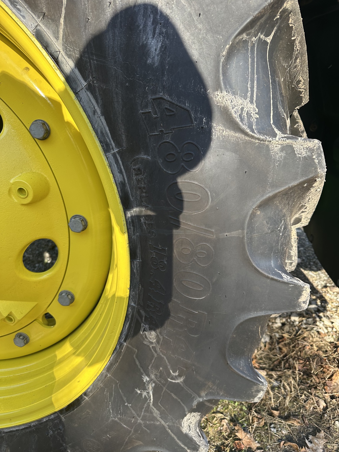 2014 John Deere 6140R Image 10