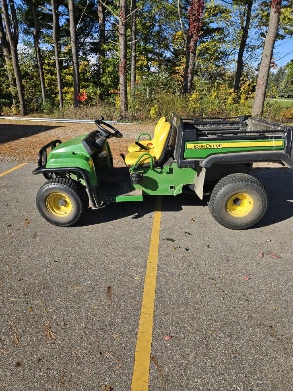 2017 John Deere TX 4X2 Image 1