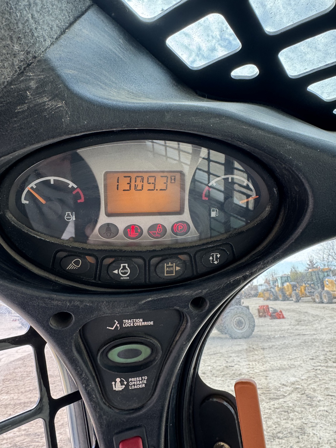 2013 Bobcat S650 Image 6