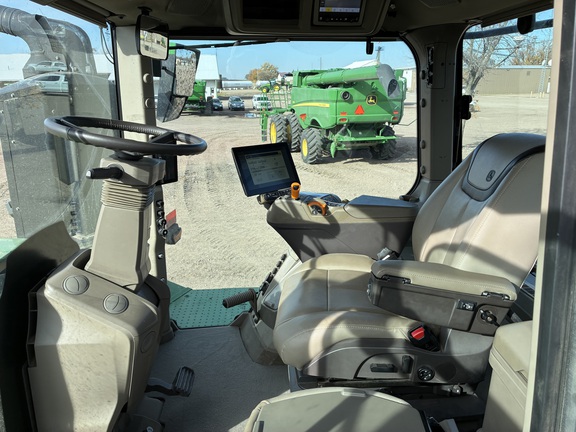 2025 John Deere 9R 390 - Photo33