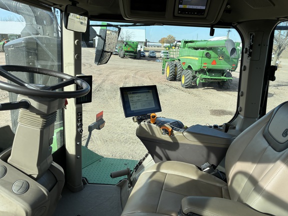 2025 John Deere 9R 390 - Photo35