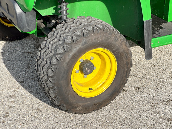 2024 John-Deere TX 4X2