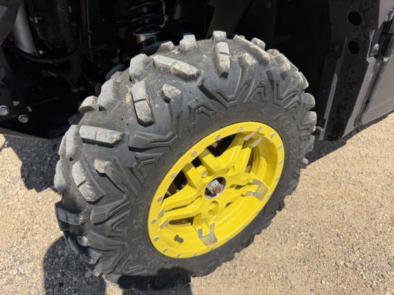 2025 John Deere XUV 845M - Photo10