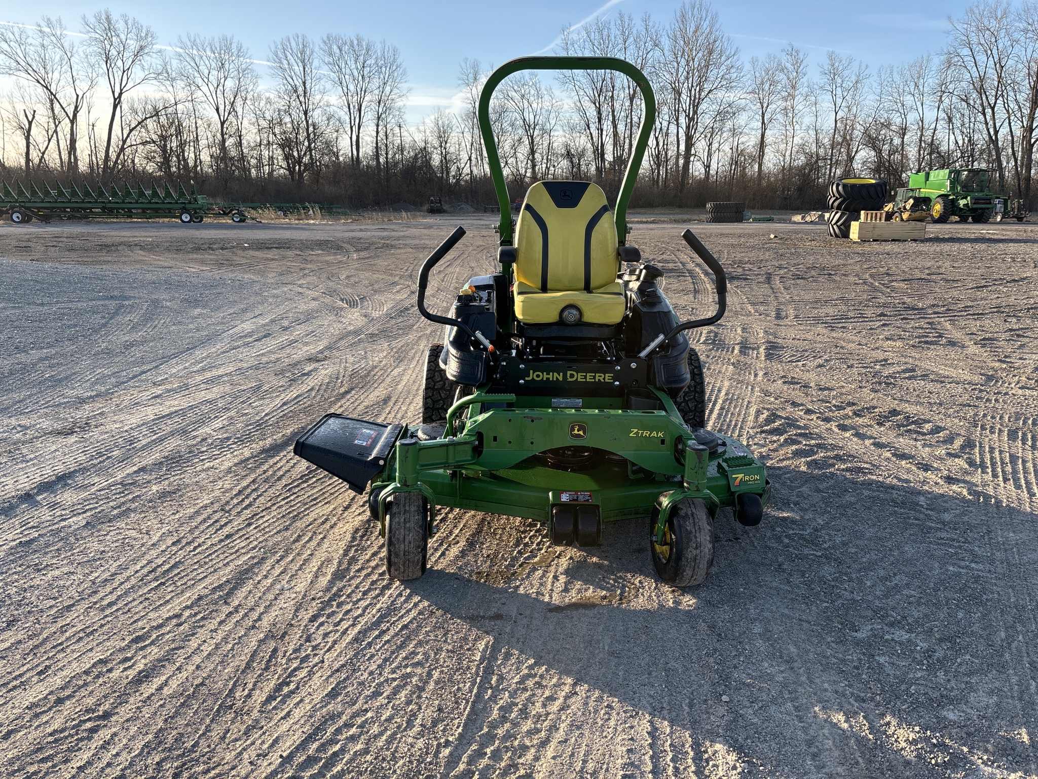 Used 2021 John Deere Z950M Zero Turn Mowers at Koenig Equipment in Greenfield, IN - PhotoXL1