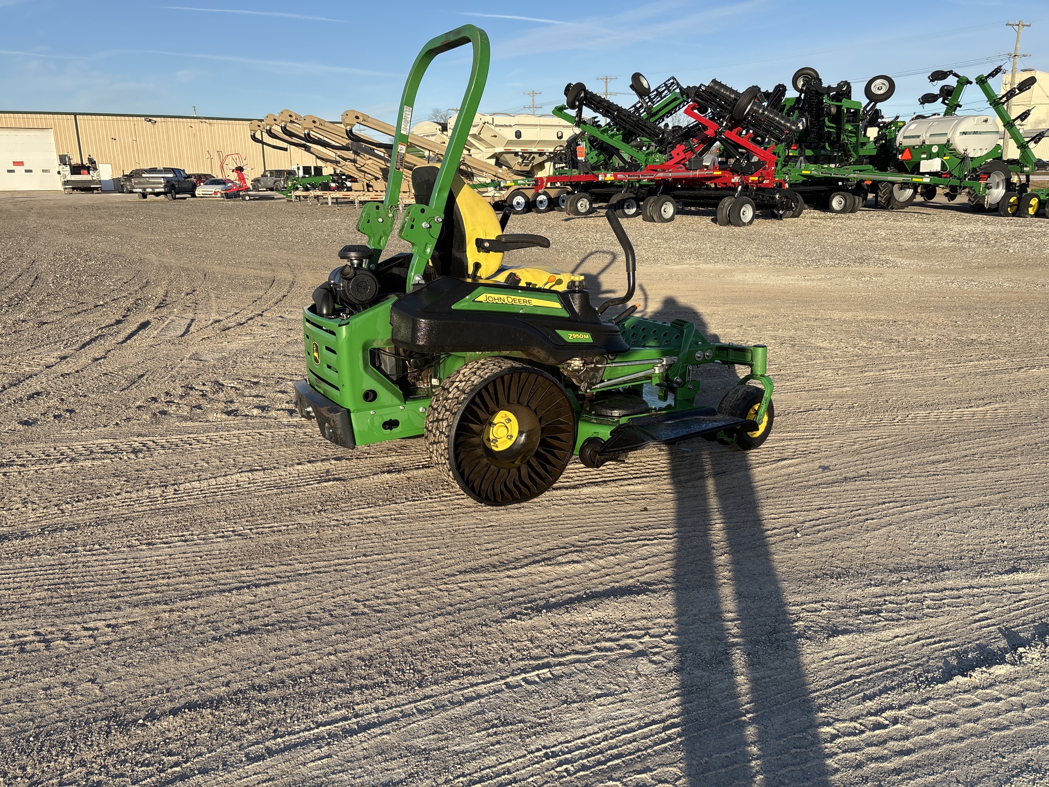 Used 2021 John Deere Z950M Zero Turn Mowers at Koenig Equipment in Greenfield, IN - PhotoXL4