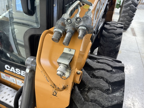 2017 Case SV340 - Photo16