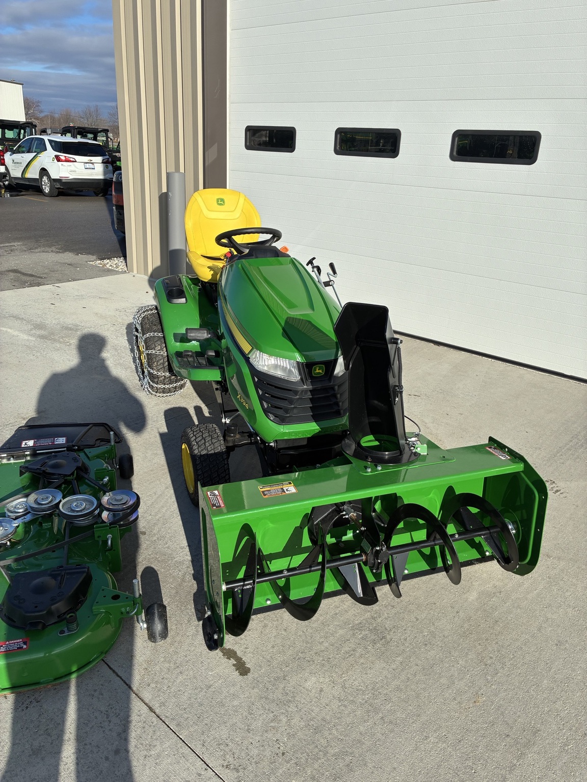 2023 John Deere X394 Image 2